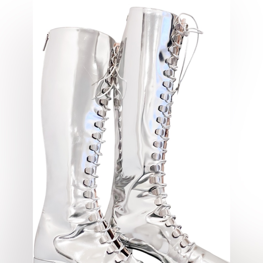 CHRISTIAN DIOR Mirror Finish Calfskin Hardior Lace Up Boots - Picture 12 of 16